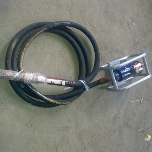 高效施工的得力助手 深入解析风动混凝土振动器的应用与优势